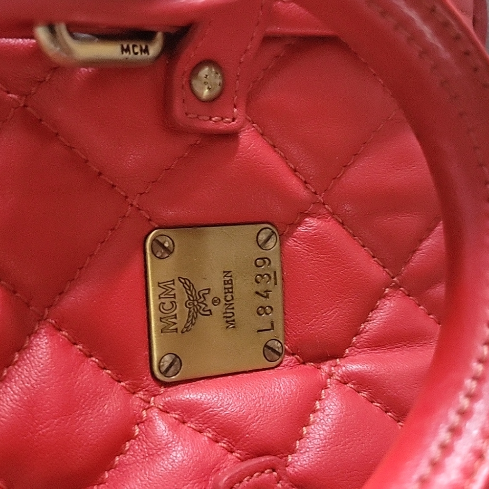 RED MCM SATCHEL - Picture 4 of 8